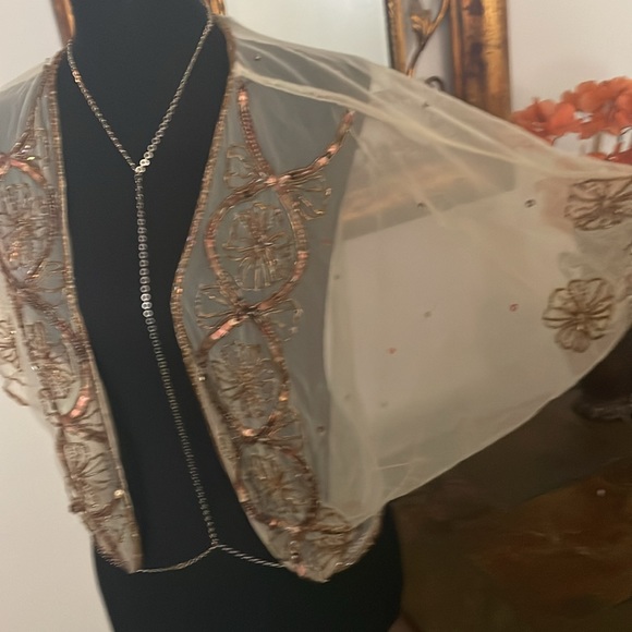 Beautiful Beaded shawl🥰 - Picture 2 of 8